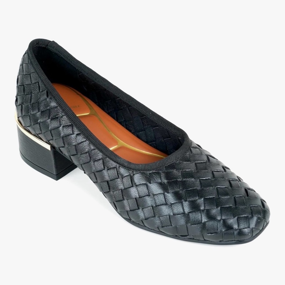 Kenneth Cole New York Birdie Leather Pump